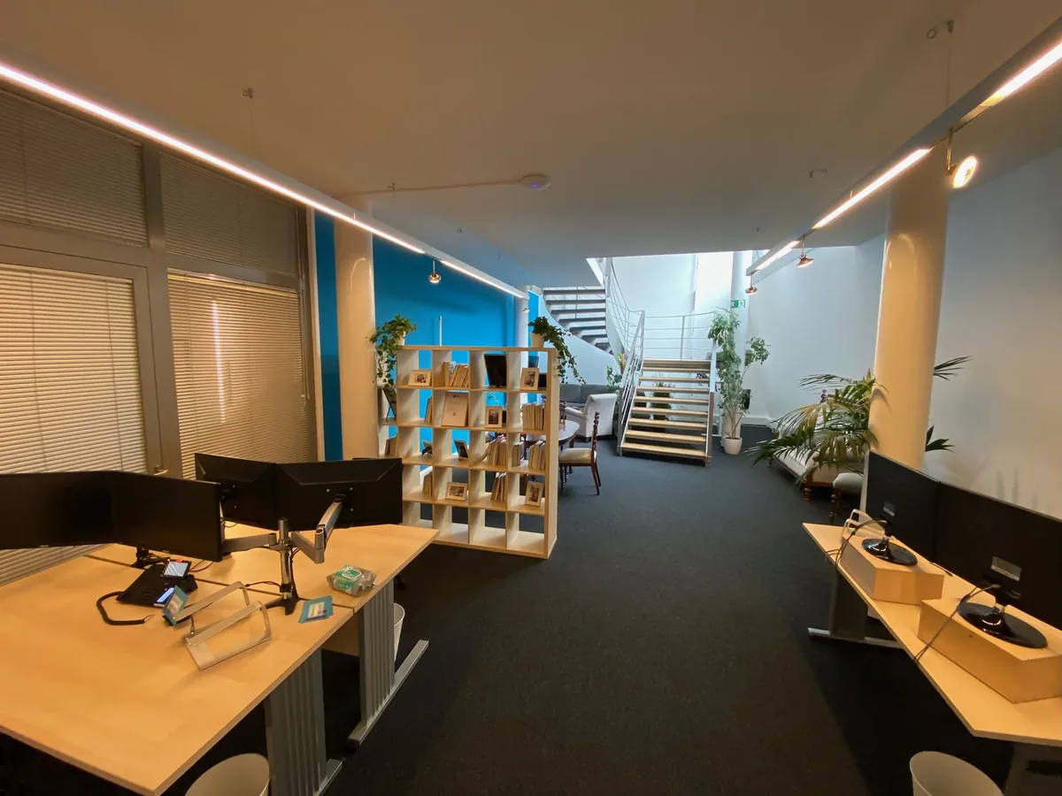 Blue Room – Tiefblau. Tief im Thema.