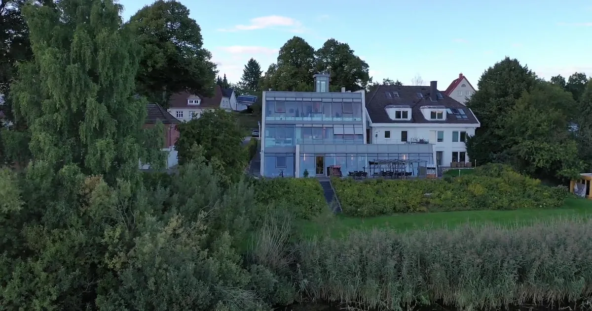 Unser Haus und die Terrasse am Schulensee